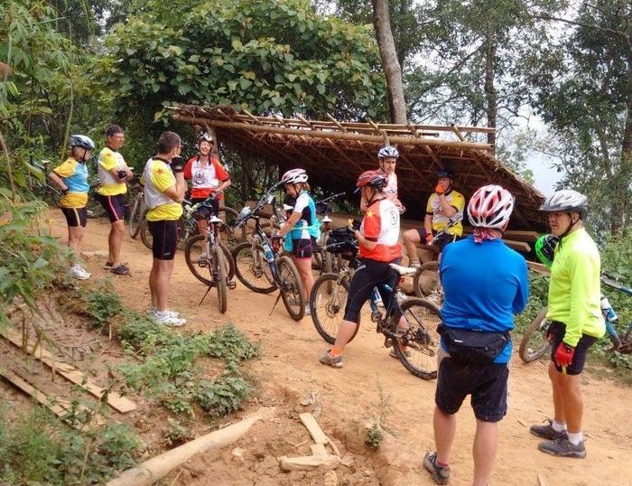 Sapa Cycling Tours, explore Muong Hoa,  Ban Ho, Thanh Phu, 